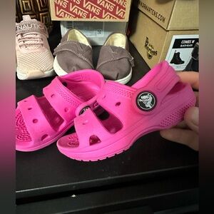Toddler crocs sandals